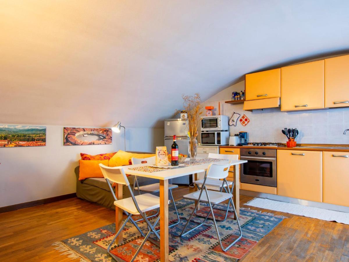 La Rondine - Luu280 By Interhome Lucca