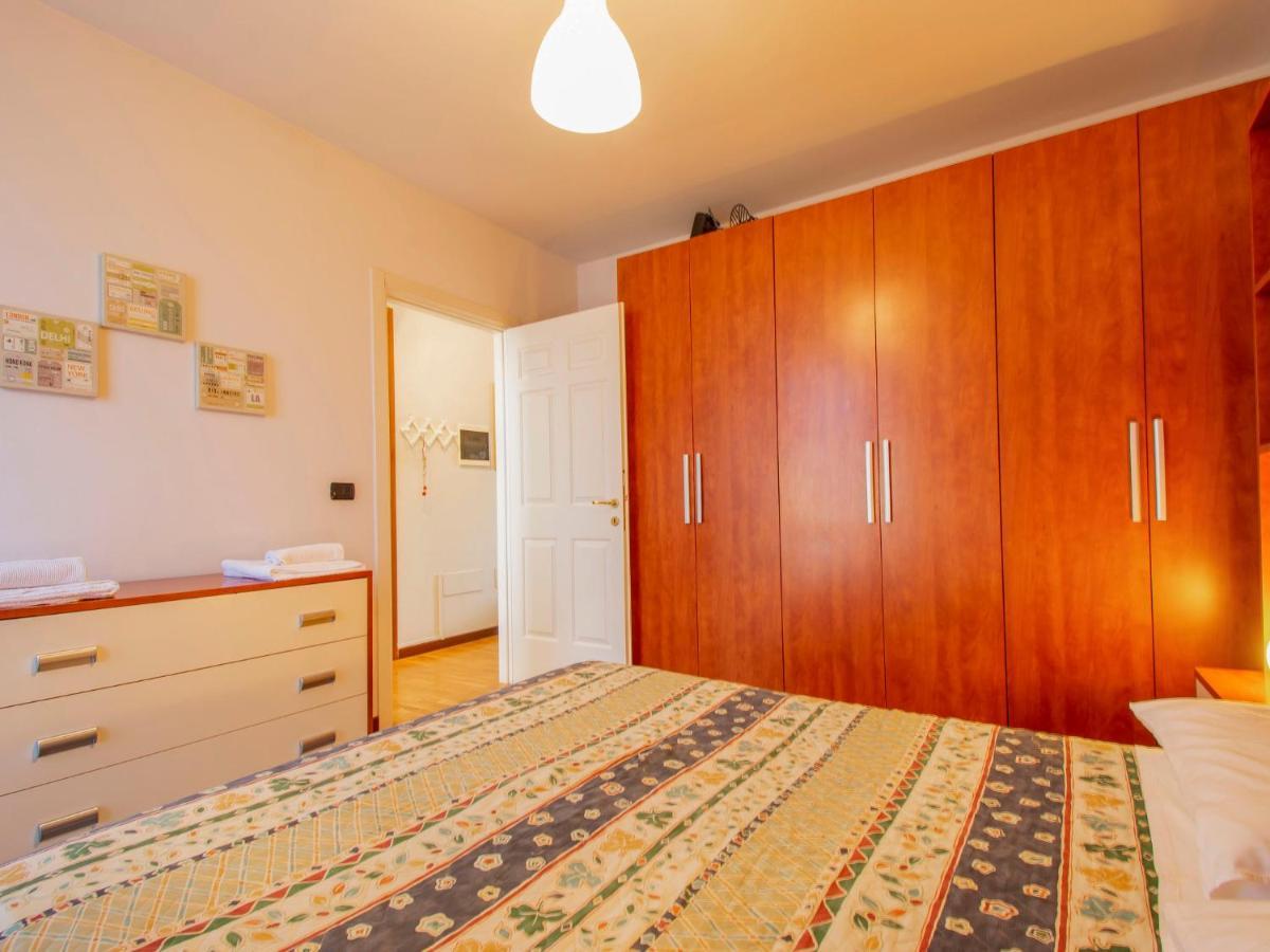 La Rondine - Luu280 By Interhome