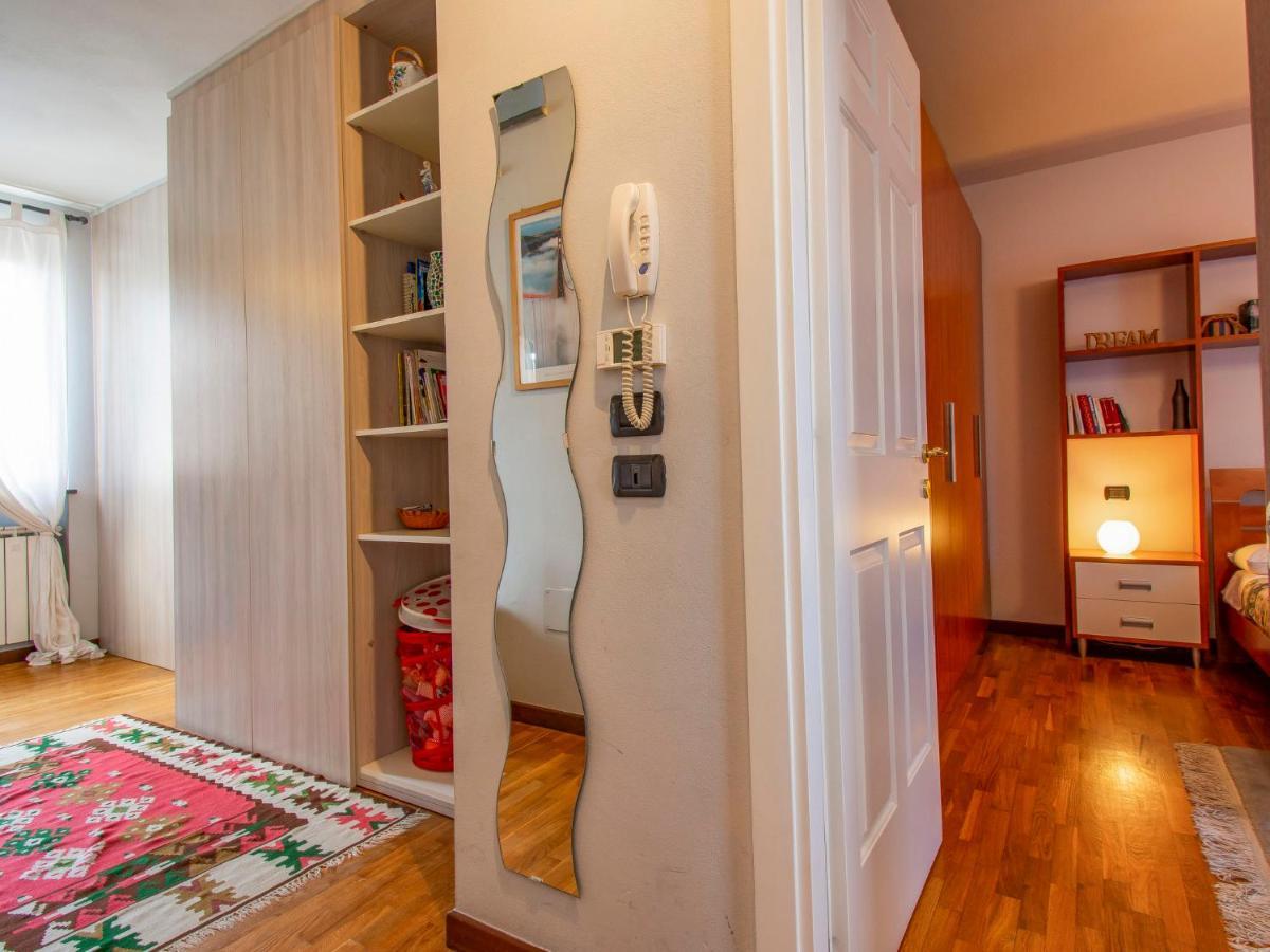 La Rondine - Luu280 By Interhome
